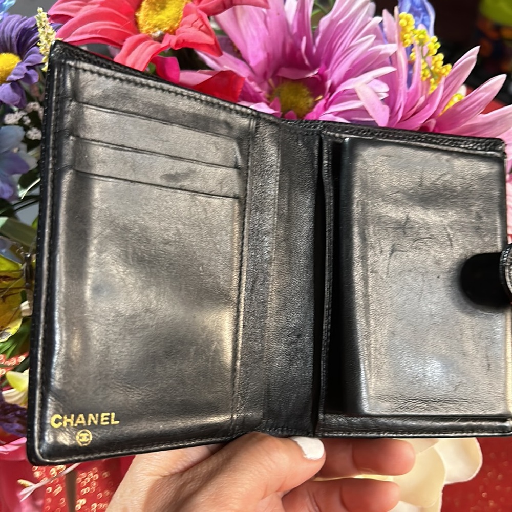 Authentic Chanel Caviar wallet leather - Picture 8 of 10